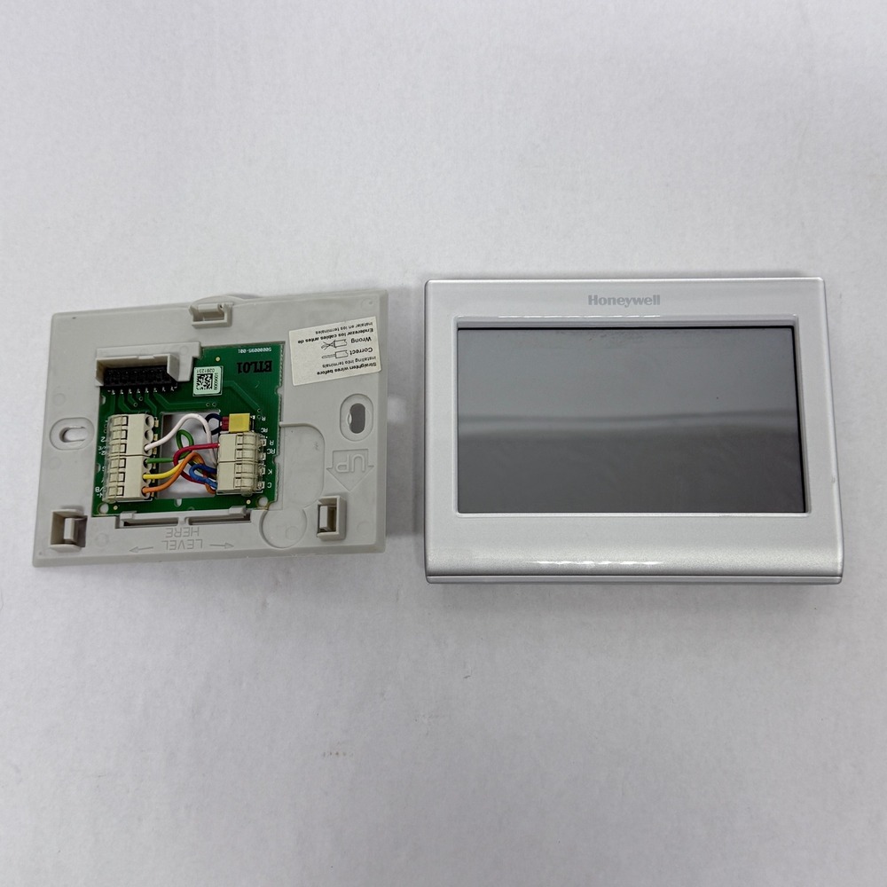 Honeywell Wi-Fi Smart Thermostat Silver RTH9580WF1005 Touchscreen Programmable